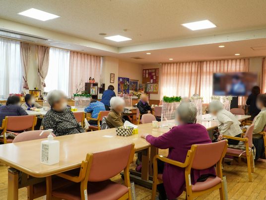 和やかな食堂の様子