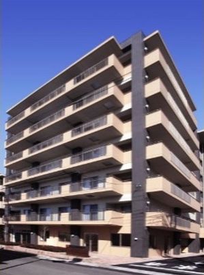 多階層施設の外観