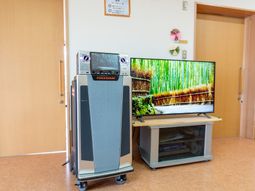 共有スペースのテレビ