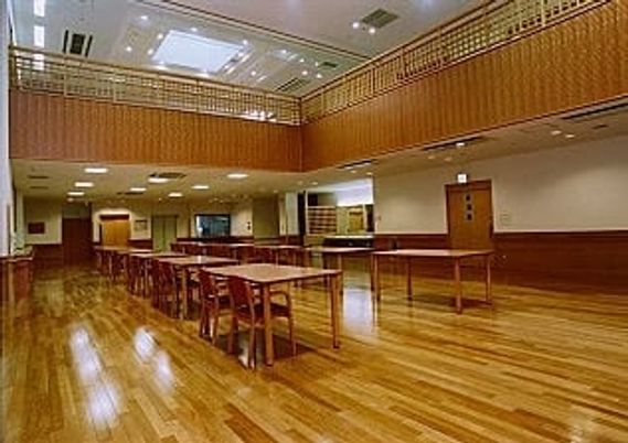 広々とした多目的室