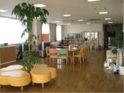 明るい共有スペース