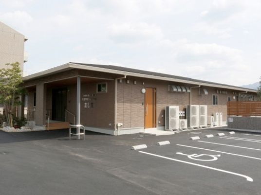 平屋の建物外観  