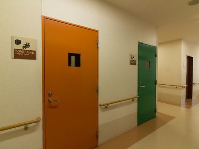 廊下にあるシアタールームの扉