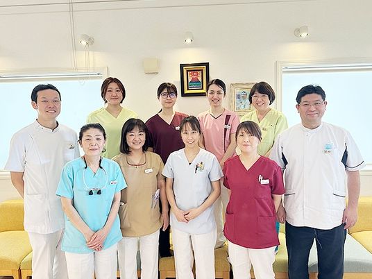 スタッフ集合のリビング  