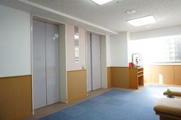 清潔感のあるエントランス