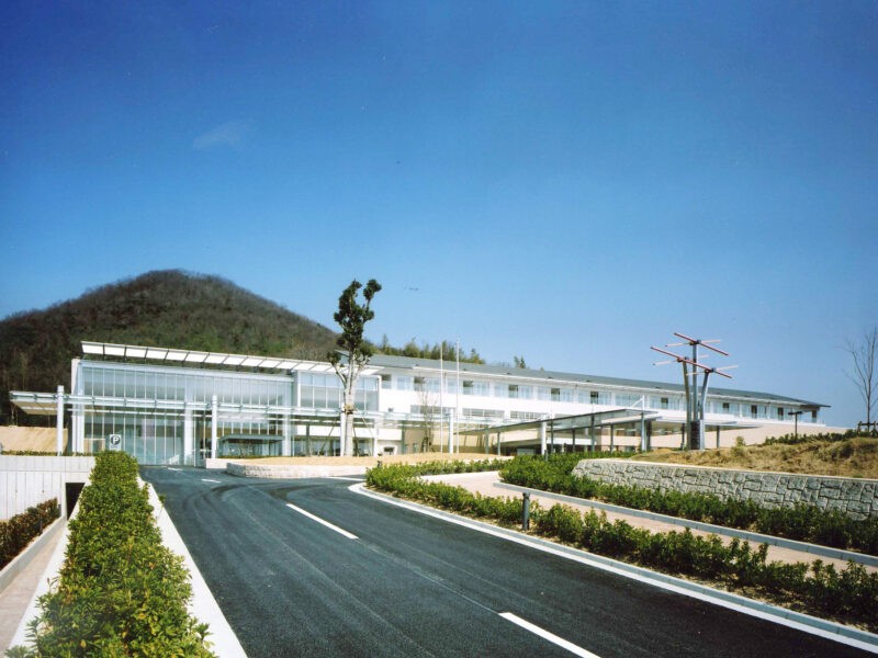 綾川町国民健康保険陶病院の外観