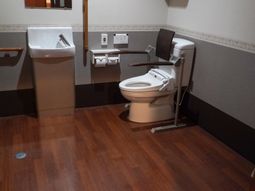 バリアフリートイレ設備