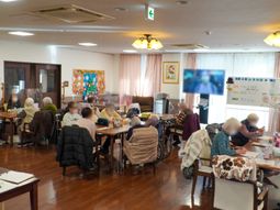 多世代が集う居場所