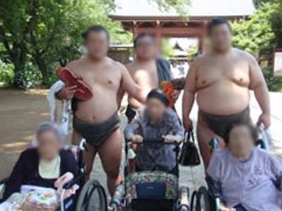 庭園での交流