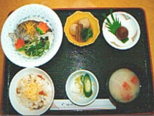バランス良い食事提供