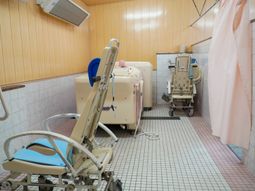 介護用バス設備