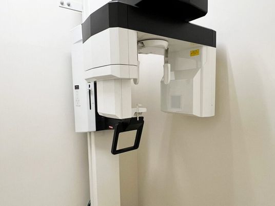歯科用機器のある室内  