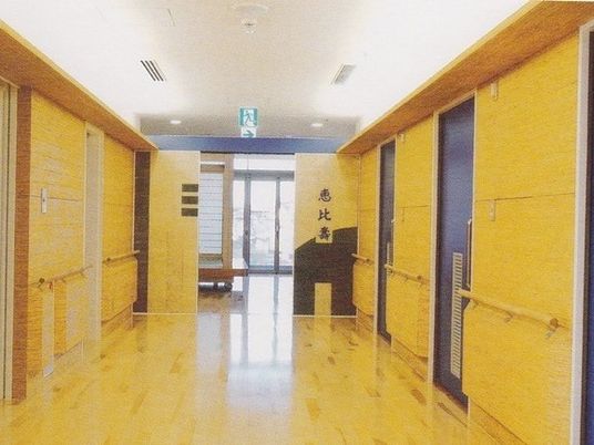 明るい廊下  