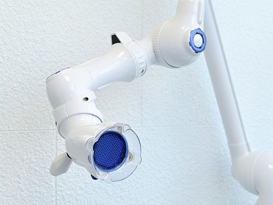 天井設置の照明器具  
