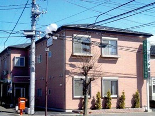 ピンクの壁の外観