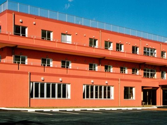 3階建ての建物外観