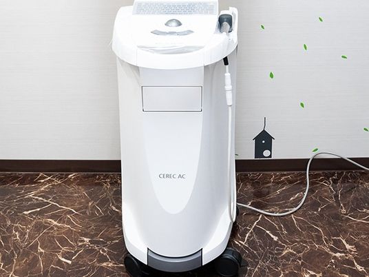 医療機器のある廊下  