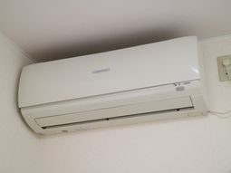壁掛けエアコンのアップ