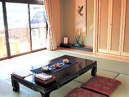 明るい和室居室