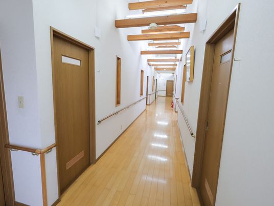 廊下の静かな風景