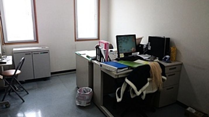 作業デスクの部屋