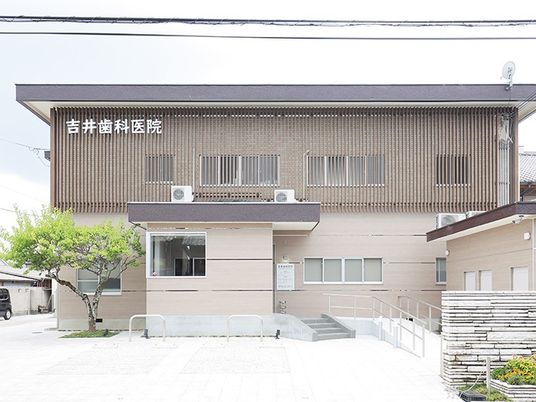 病院の外観  