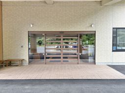 広々としたエントランス