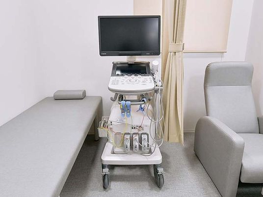 機器がある訓練室  