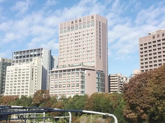 病院外観  