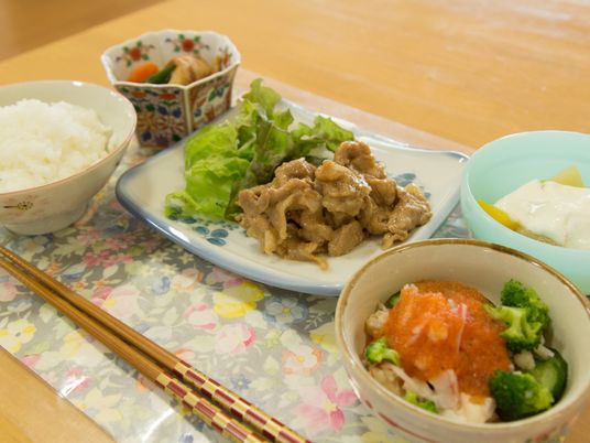 彩り豊かな食事内容