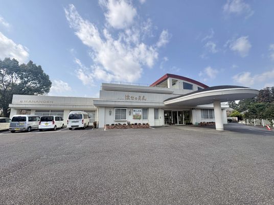 建物正面