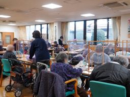 多世代が集うダイニング
