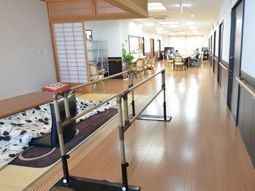 共有スペースの廊下