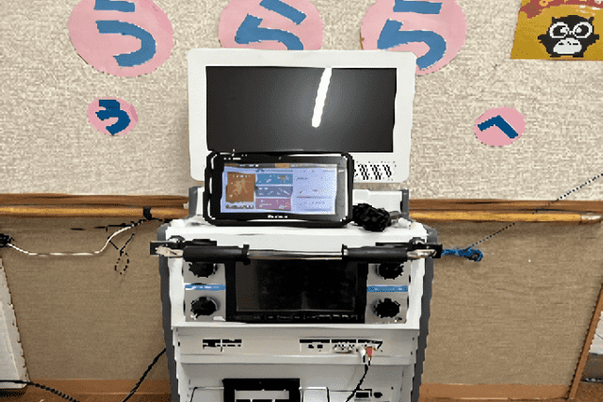 訓練機器のある室内