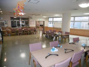広い食堂の様子  