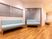 明るい廊下のベンチ廊下  
