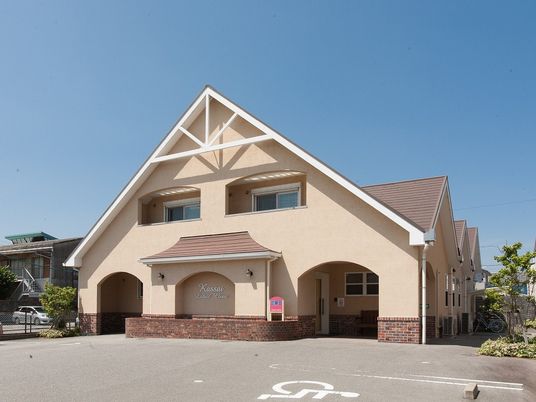 外観の建物正面  