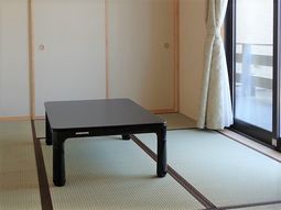 清潔な和室の居室