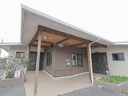 明るく広々としたエントランス