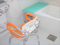 バリアフリー浴室設備