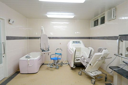 浴室の設備が整った部屋