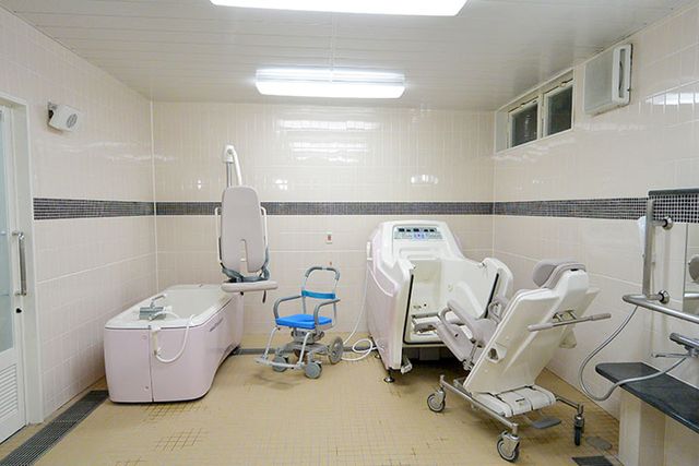 浴室の設備が整った部屋