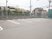 空の駐車場  