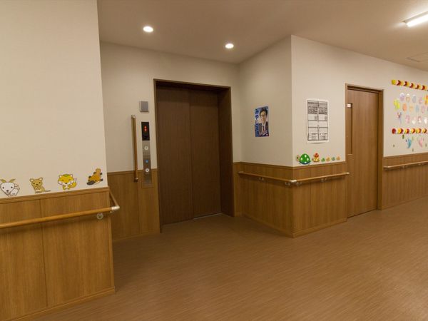 温かみのある廊下