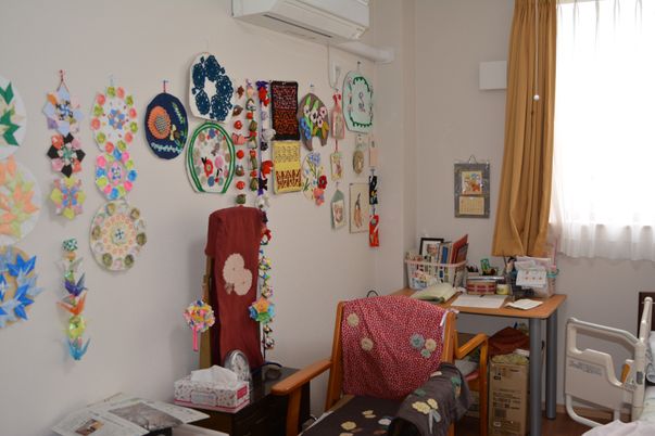 多目的室の壁面装飾