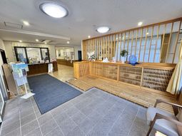 開放的なエントランス