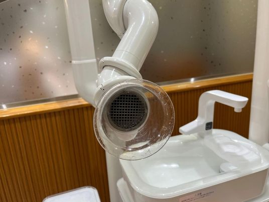 洗面台と換気設備  