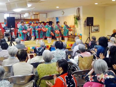 ダンスイベントの様子 ラウンジ