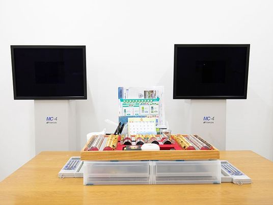 リビングのテレビ前  