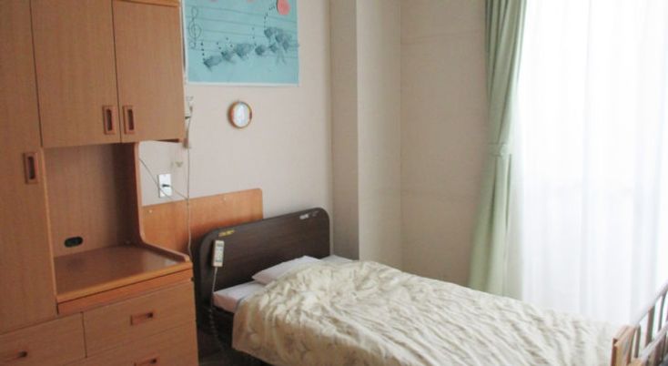 柔らかい光が差し込む居室